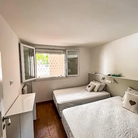 -elegant Apartment- Near The Center And Sea Apartment
